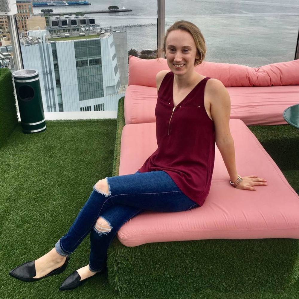 Meet your Posher, Elise